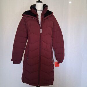 Andrew, Mark Woman, Puffer. jacket and coat. With hoodie. Maroon color M New.